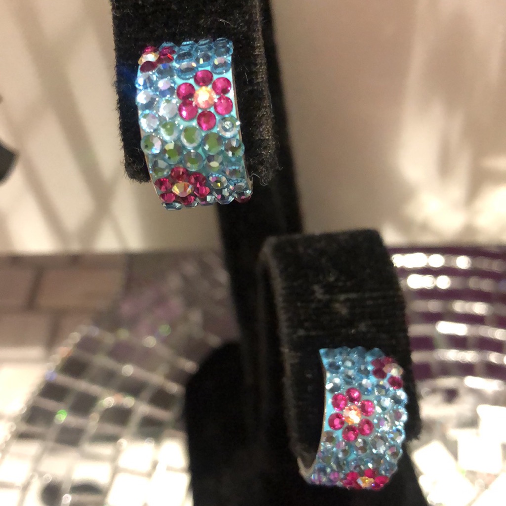Pink Light Sapphire Flower Small Hoops-Nwt 26$